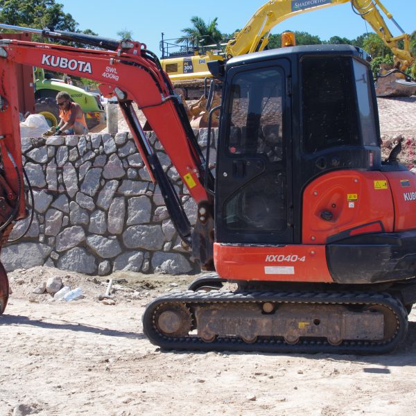 Positrack-Excavator-Hire-Tewantin