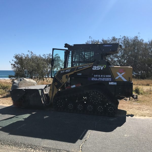 Tipper-Hire-Cooroy-Sunshine-Coast